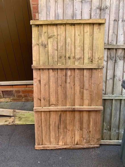 Photo of free Fence panels (B31) #3