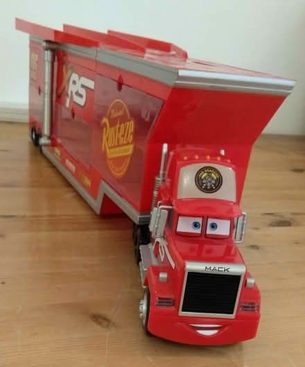 Photo of free Disney articulated truck (Walkers Heath B38) #1