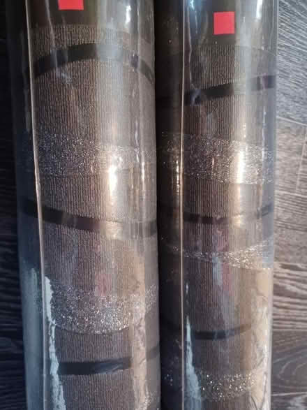 Photo of free Black glitter vinyl wallpaper (Holmeslack, PR1) #2
