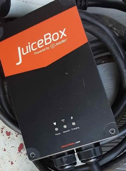 Photo of free juicebox 40 home EV charger (Fairfax, near Bike Museum) #2