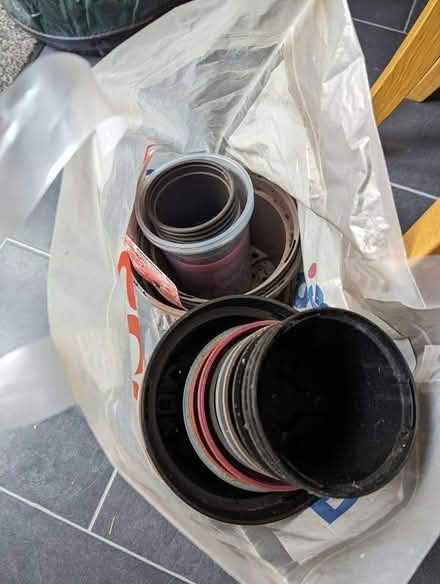 Photo of free Bag of mixed plant pots (Chesser EH14) #1