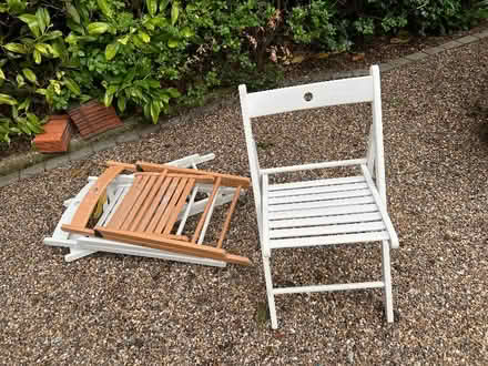 Photo of free 4 folding chairs (Wildernesse TN15) #2