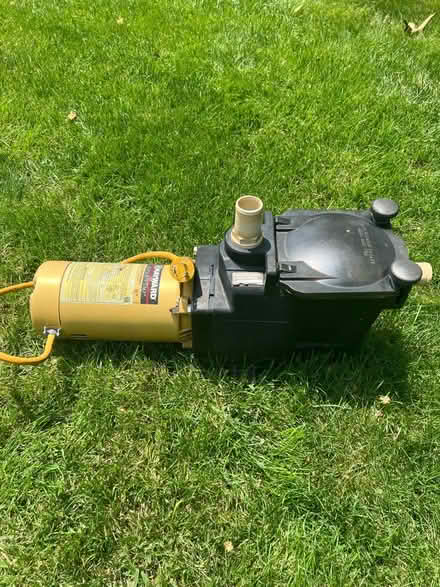 Photo of free Hayward Pool Super Pump. (F. Hills) (Farmington and Eleven Mile Rds) #1