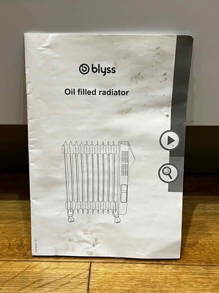 Photo of free Oil filled radiator (KT6 Surbiton) #3