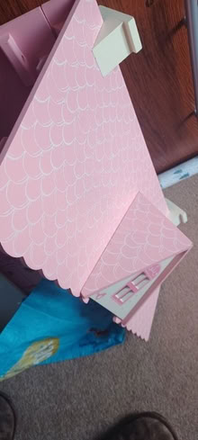 Photo of free Dolls house with some mods (Buggs Bottom RG4) #1