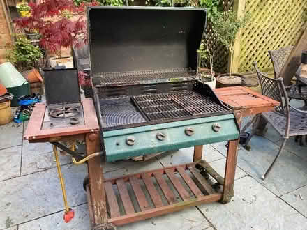 Photo of free Large gas barbecue (Emscote CV34) #3