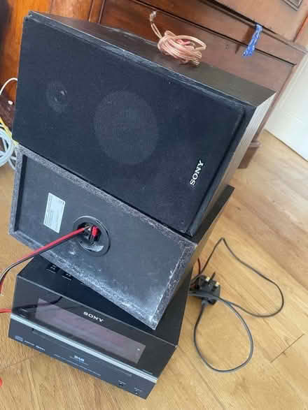 Photo of free Sony hifi (Balham SW17) #1