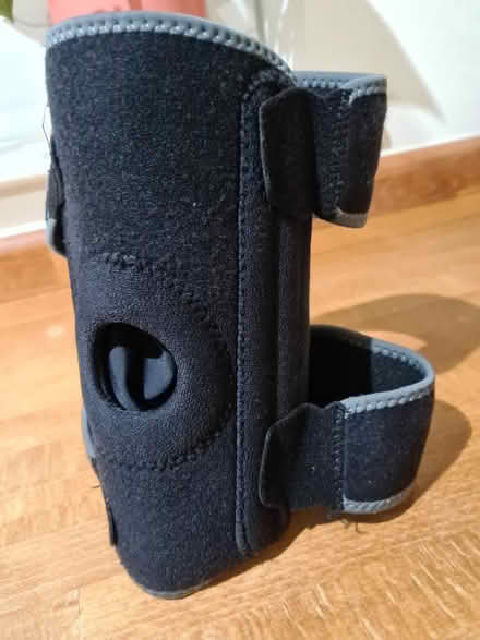 Photo of free Knee support (Upper Wolvercote OX2) #4