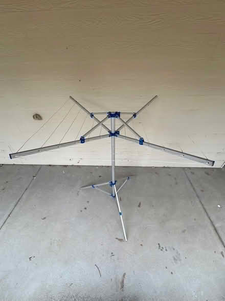 Photo of free Collapsible clothes line (Bega / Black Range) #2