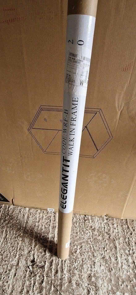 Photo of free Shower screen with flipper panel (Kirkcambeck CA8) #4