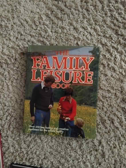 Photo of free Things to do as a family book (Walton on the Hill L9) #1