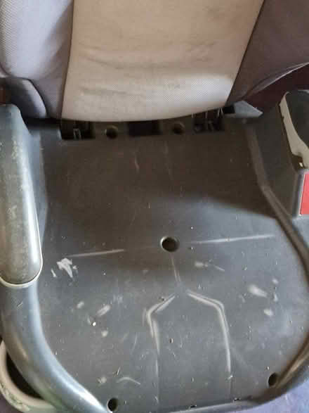 Photo of free Child's car seat . Grace. Junior.. (Belvidere SY2) #2