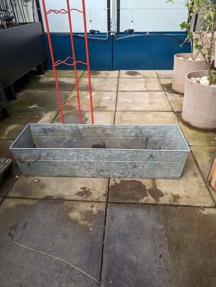 Photo of free 7 trough planters and 4 red growing frames (Canonbury N1) #1