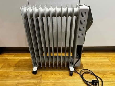 Photo of free Oil filled radiator (KT6 Surbiton) #1