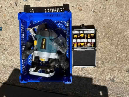 Photo of free Router and bits (Broadstone BH17) #1