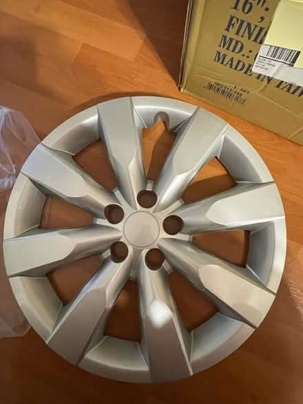 Photo of free Wheel Covers Toyota Corolla 2014/15 (Boca raton) #2