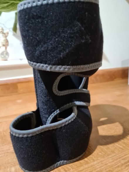 Photo of free Knee support (Upper Wolvercote OX2) #3