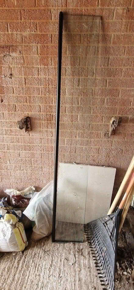 Photo of free Shower screen with flipper panel (Kirkcambeck CA8) #3