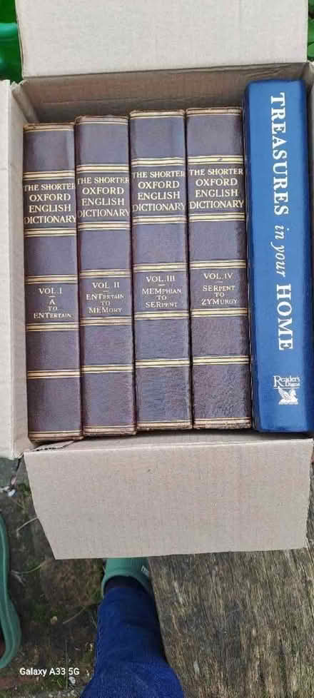 Photo of free Books The Shorter Oxford Dictionary (Wenhaston IP19) #1
