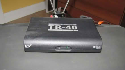 Photo of free TV/VCR Combo with Digital TV Tuner (Feasterville) #3