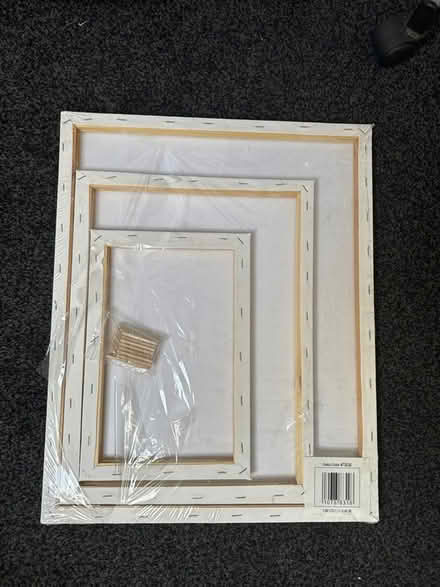 Photo of free 3x canvas (Widnes) #2
