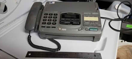 Photo of free Panasonic KX-f880 fax machine (Frederick) #1