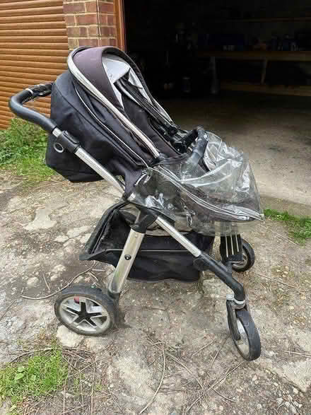 Photo of free Silver cross pram (Navestock RM4) #2