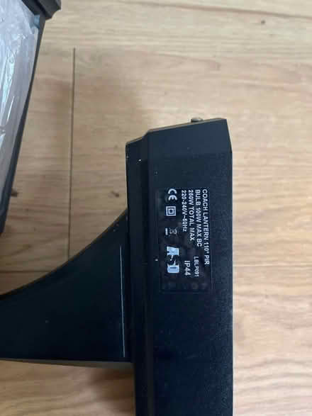 Photo of free Exterior Coach light (Letchworth SG6) #2