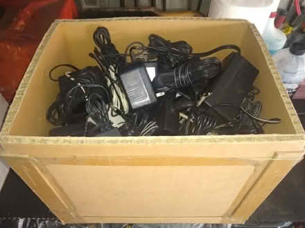 Photo of free cache of power supplies (Morris Park) #1