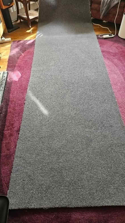 Photo of free Carpet offcut - Wool 320 x 89 cm Grey (West Green N17) #1