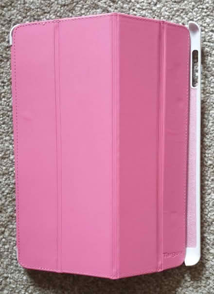 Photo of free ipad case, new without packaging (Leominster HR6) #1