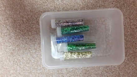 Photo of free Glitter (Loosley Row HP27) #1