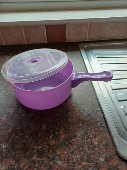 Photo of free Microwave dish with lid and handle does come off (Marldon TQ3) #1