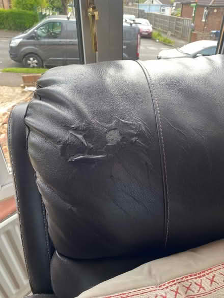 Photo of free 2 seater settee recliner (Kenley CR8) #3