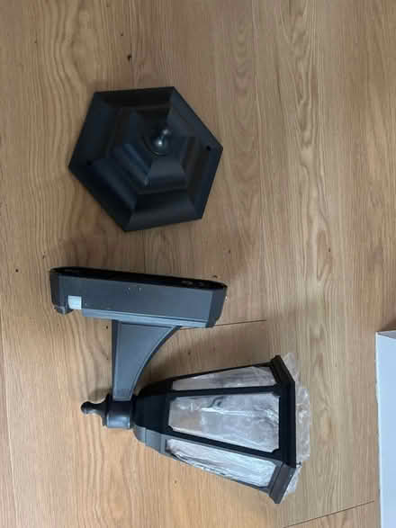 Photo of free Exterior Coach light (Letchworth SG6) #1
