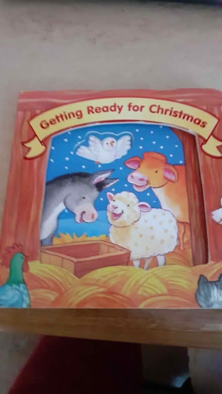 Photo of free Getting Ready for Christmas Board Book (Loosley Row HP27) #1