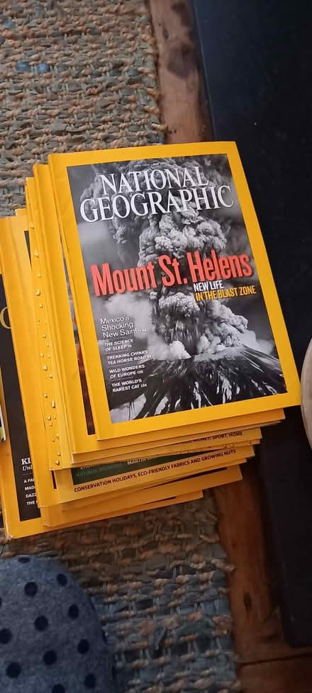Photo of free National geographic magazines (Tooting SW17) #1