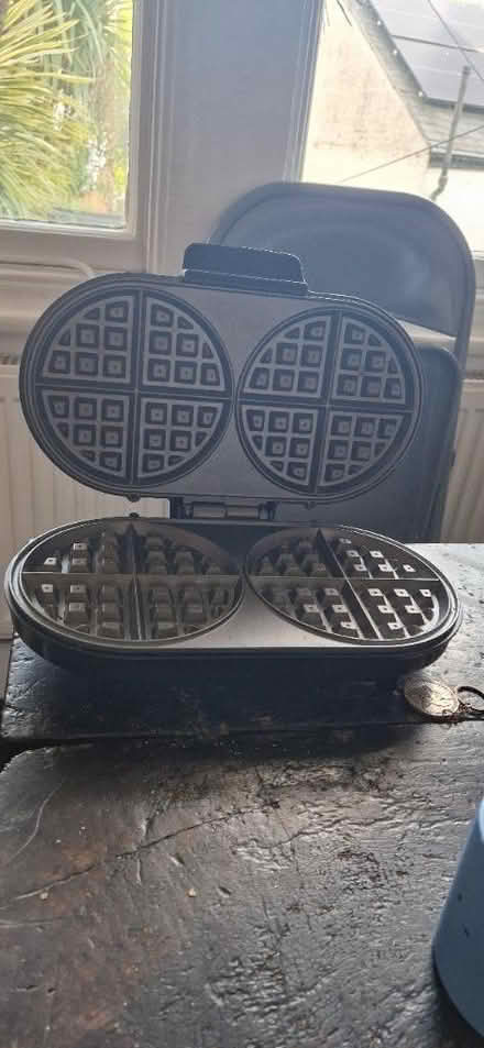 Photo of free Waffle Maker (Muswell Hill N10) #1