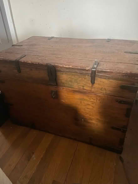 Photo of free Wooden chest (Upper West Side) #2