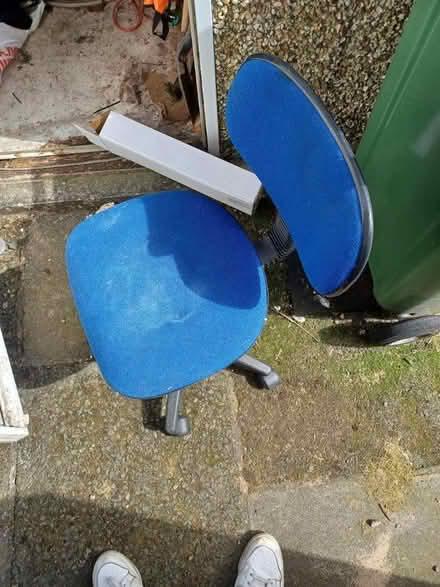 Photo of free Blue chair (Norris green L11) #1