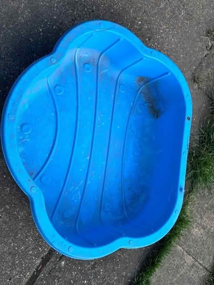 Photo of free Plastic paddling pool (Long Eaton, Nottingham.) #1
