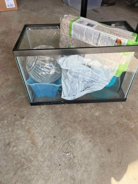 Photo of free Fish tank for a hamster (East Bradford) #2