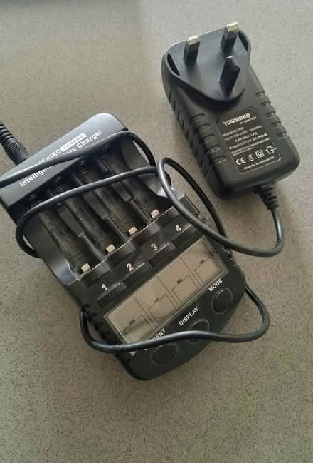 Photo of free Battery charger - barely used (SW8 Vauxhall) #1