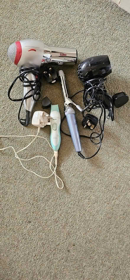 Photo of free Hairdryer, curling tongs etc (Lindfield, HH RH16) #1