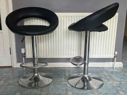 Photo of free Pair of bar stool chairs (Dunstable LU5) #1