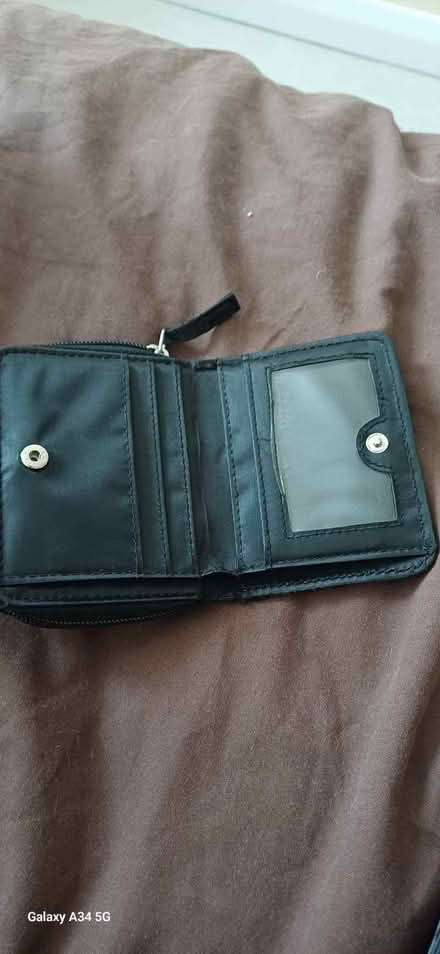 Photo of free Purse (Bromley-by-Bow E3) #2