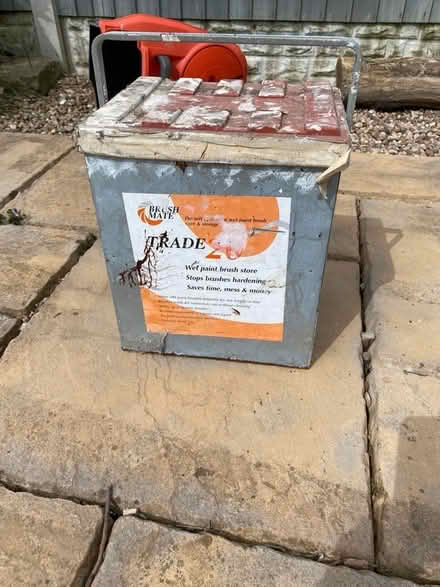 Photo of free Brush mate 20 box (S2 Arbourthorne) #2
