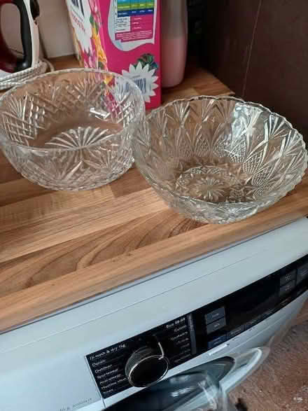 Photo of free Mix of glass bowls and oven glass dishes all to go together (Marldon TQ3) #1