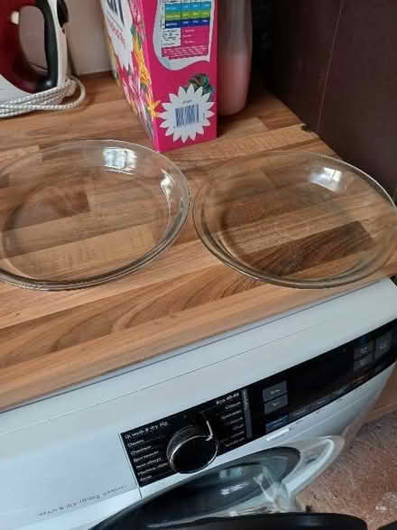 Photo of free Mix of glass bowls and oven glass dishes all to go together (Marldon TQ3) #4