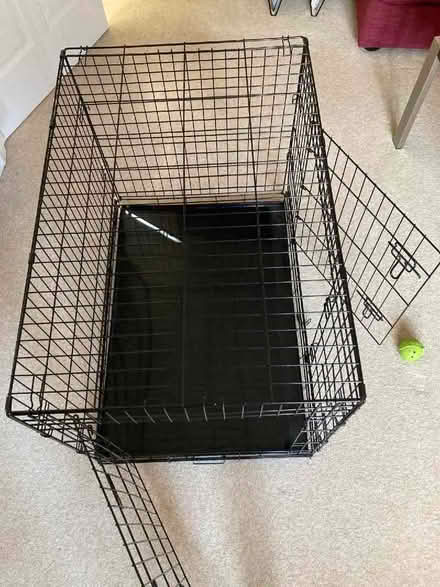 Photo of free Dog Crate (Beaconsfield HP9) #1